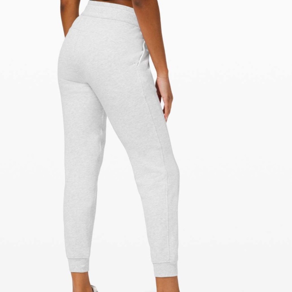 Lululemon Scuba Joggers Heather Gray Size 2/4 (Estimated) Fleece Sweatpants - Picture 4 of 5